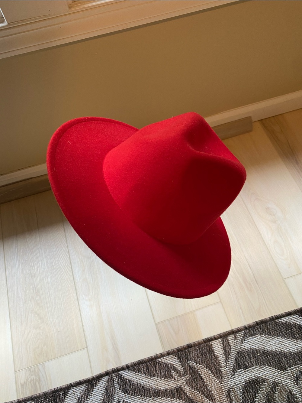 Universal Thread Red Wide-Brim Felt Fedora- size S/M adjustable